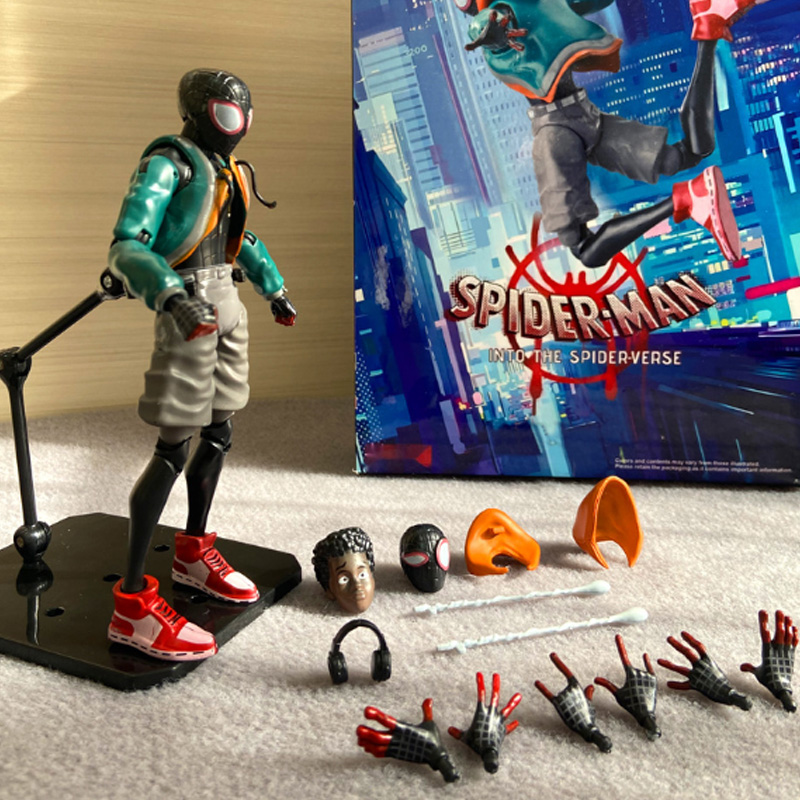 Into The Spider‑Verse Miles Mo - đánh giá và giá Model Kit Thousand Sunny