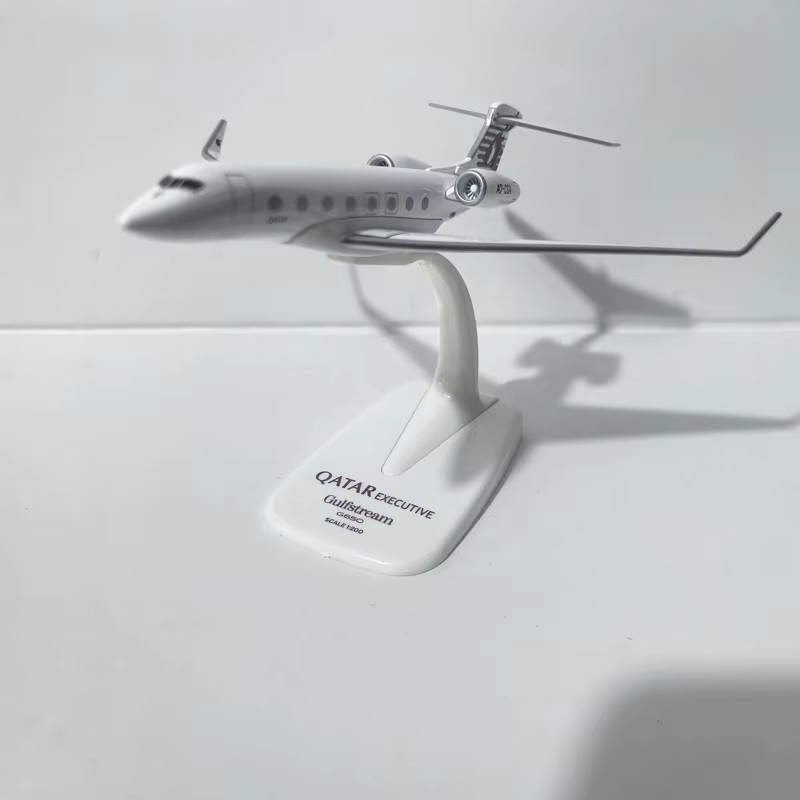1/200 Scale Qatar Airways Gulf - đánh giá và giá Model Kit Store